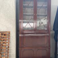 Mobile in palissandro con vetrinetta