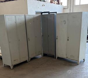 4 ARMADIETTI SPORCO/ PULITO VARIE MISURE 