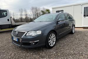 Volkswagen Passat 2.0 TDI DPF Var. DSG HIGHLINE