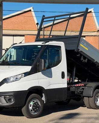 Iveco Daily 35-160 allestito con ribaltabile idrau