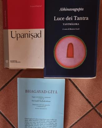 Libri di Yoga + vari usati