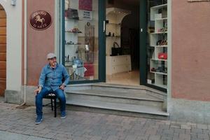  ATTIVITÀ di CALZOLAIO a CARMAGNOLA 