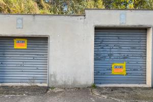 DEPOSITO 145mq - Via E. De Martino