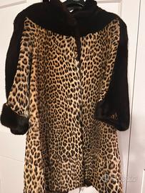 Pelliccia in leopardo e visone