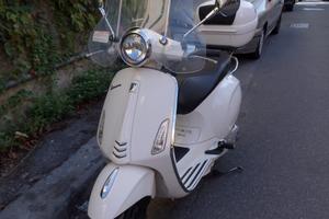 Vespa Primavera 150