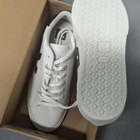 Nuove scarpe Veja bianche