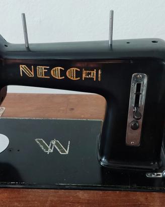 Macchina da cucire NECCHI mod.BDA anni '30/'40