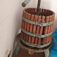 torchio spremi uva manuale