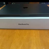 MacBook Pro M3 Pro, 512GB SSD 18 GB RAM