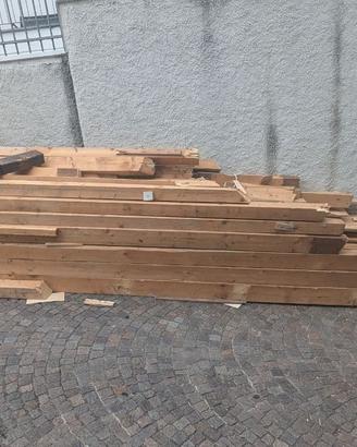 Legna da recupero – Travi di tetto smantellato