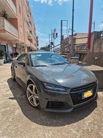 Audi TT mk3 2.0 benzina cambio manuale 