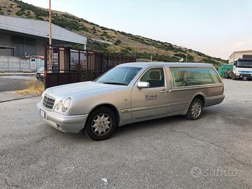 Autofunebre Mercedes-Benz 210 Biemme special cars