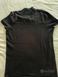 Maglia nera per le mezze stagioni con strass e per