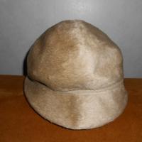 Cappelli donna in feltro vintage