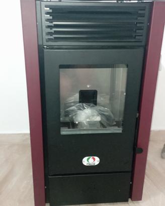 stufa a pellet 8kw 