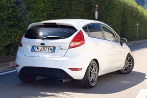 Ford Fiesta 1.2 60CV 5 porte OK NEOPATENTATI