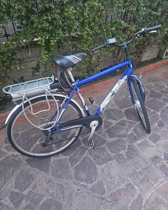 Bicicletta Mountain Bike Elettrica