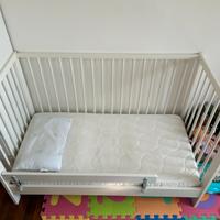 Culla/Lettino Ikea 120x60 con materasso e lenzuola