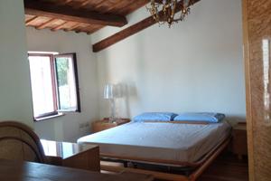 Casa su tre livelli - ingresso esclusivo