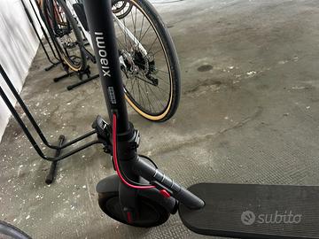Monopattino Xiaomi Electric Scooter 4