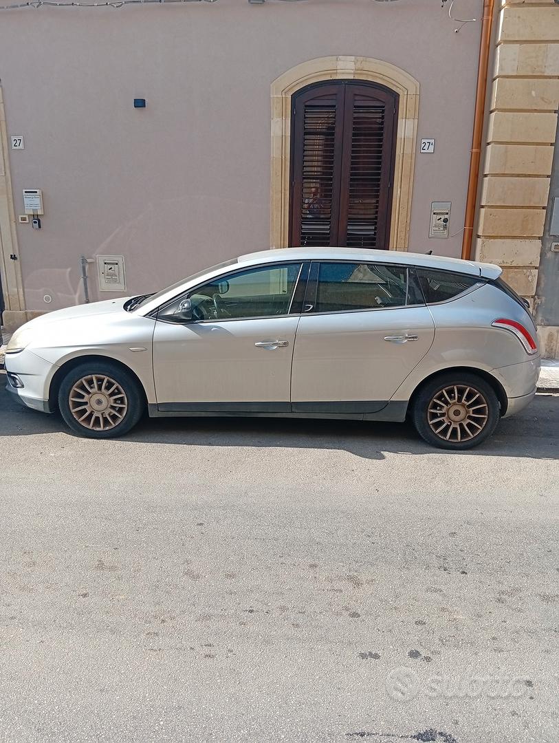 Lancia Delta 2009 photo 2