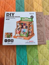 DIY MINIATURE HOUSE