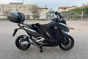 Honda Forza 750 my 2024 Top Case