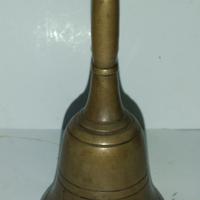 Antica campanella per servitu' o per arte sacra