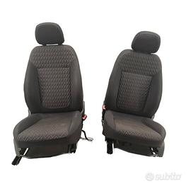 Coppia di sedili Opel Corsa 1.2 benzina del 2013