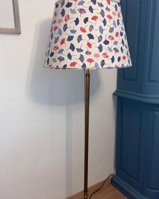 Lampada da terra in otone vintage