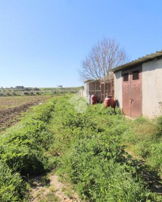 TER. AGRICOLO A ISOLA DI CAPO RIZZUTO