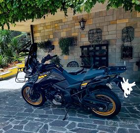 Suzuki v strom 1050 XT 