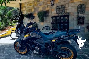 Suzuki v strom 1050 XT 