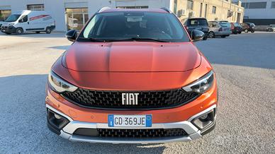 FIAT TIPO 1.0 100 CV 5 PORTE CROSS