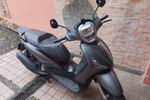 Piaggio Beverly 300 M69 2 00