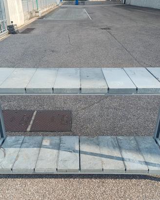 Banco in Ferro e Acciaio