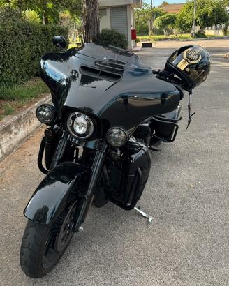 Street glide special black edition
