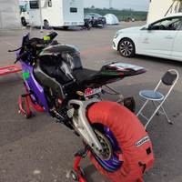 Kawasaki ZX 10 R pista