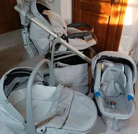 Trio chicco grigio chiaro in buone condizioni