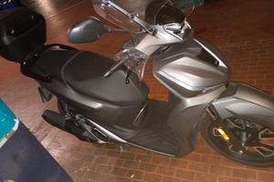 Scooter voge sfida sr16 125