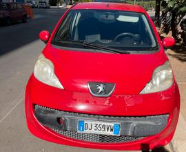Peugeot 107 years - anno 2008 - colore rosso