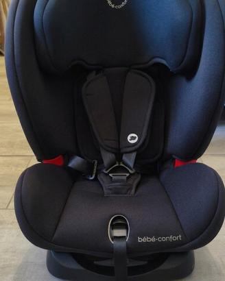 Seggiolino Bébé Confort Titan (isoix)