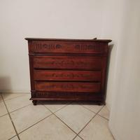 Cassettone in legno