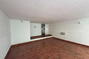 NEGOZIO A IVREA