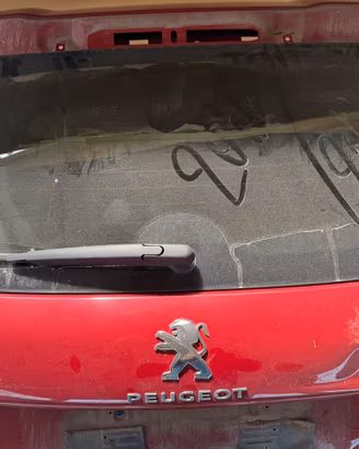 Peugeot 2008 baule posteriore ricambi