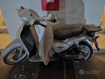 Aprilia Scarabeo 100 cc