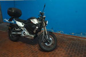 Super Soco TC Max - 2021