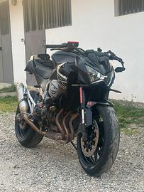 Kawasaki Z800 black edition