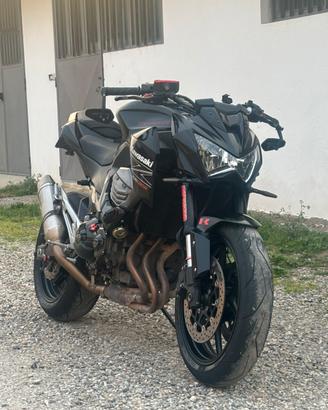 Kawasaki Z800 black edition