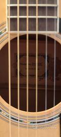 chitarra acustica Sakura spalla mancante
